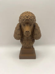 Poedel Hondenbeeld op Sokkel – 3D Geprint – 15 cm – Wit / Zwart / Bruin